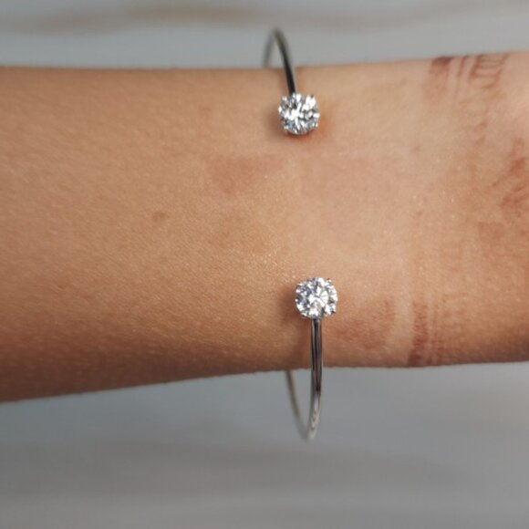 14Kt Gold 0.50Ct Lab Grown Diamond Bangle Bracelet - Picture 2 of 6